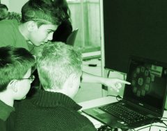 Ein eigener Workshop der Jugendlichen : Wie programmiert man Spiele mit Kodu